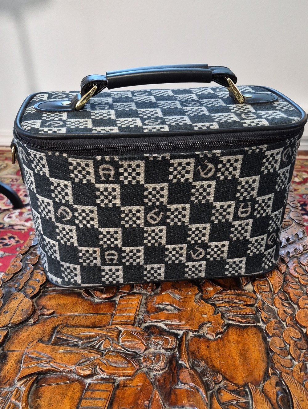 ETIENNE AIGNIER 90s Logo Toiletries Bag Black Grey 12x8x7"